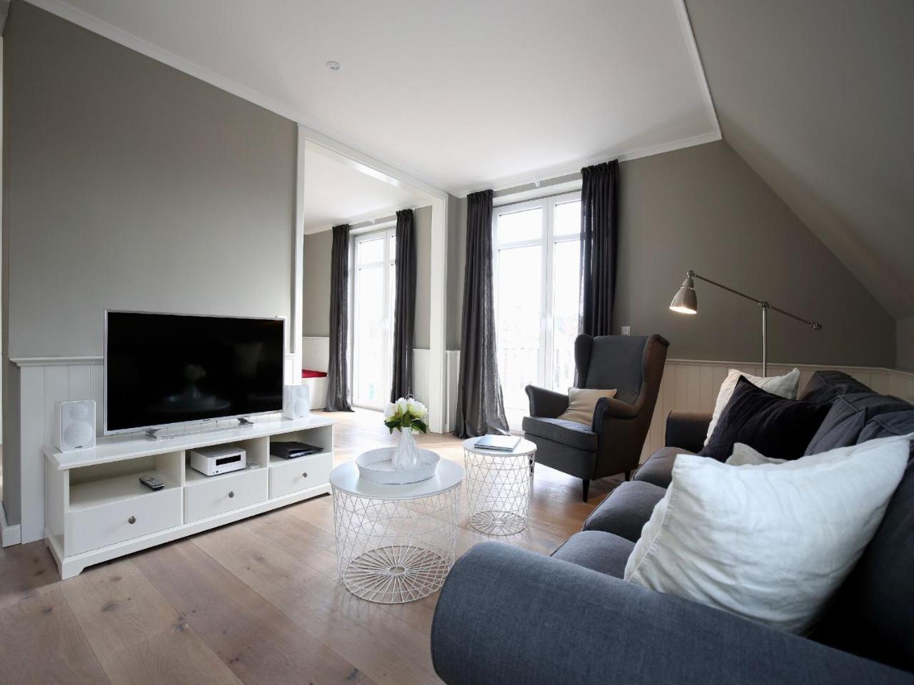 Charlotte 48 - Wunderschöne Ferienwohnung mit Balkon und Sauna Wangerooge Exterior foto